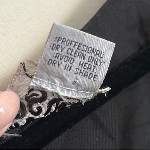 SWEET SUE Vintage 80s Black Silk Beaded Waistcoat Vest Art Deco Glam Size 22 - Picture 8 of 12